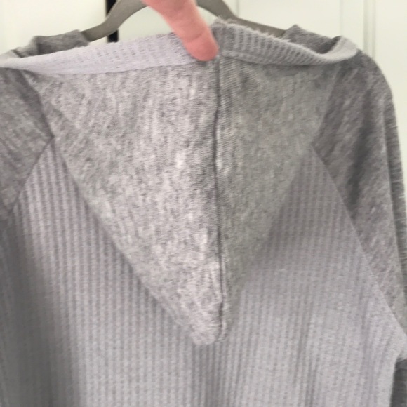 Button down top - Picture 3 of 5